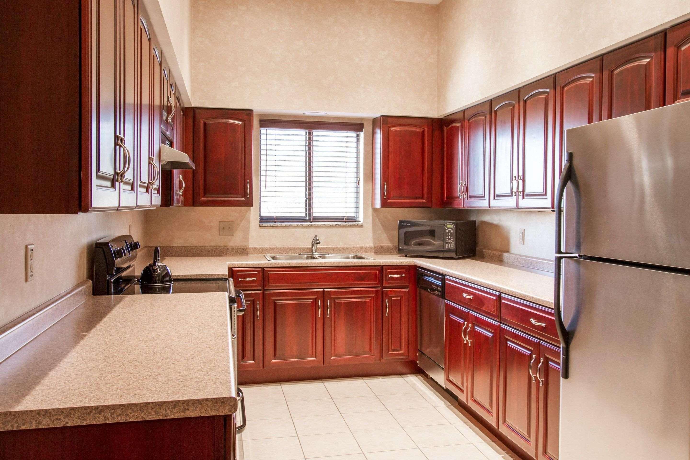 Comfort Grand Rapids North 3*