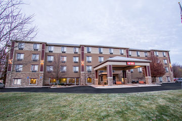 Comfort Grand Rapids North 3*